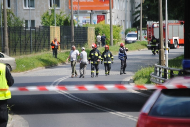 Awaria rury gazowej i blokada na ul. Kruczej (ZDJĘCIA) - Zdjęcia: Gregor Niegowski (Radio Wrocław)