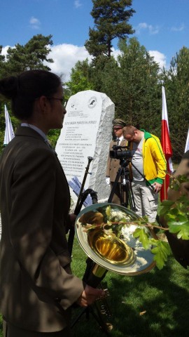 Leśnicy odsłonili pomnik ku czci pomordowanych przez OUN-UPA - 15