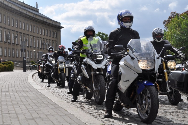 150 motocykli przed urzędem wojewódzkim (ZOBACZ) - fot. Michał Woźnica
