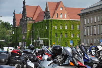 150 motocykli przed urzędem wojewódzkim (ZOBACZ) - 1