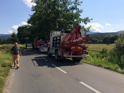 Jelenia Góra: Autobus wjechał do rowu, 11 osób rannych (FOTO) - 1