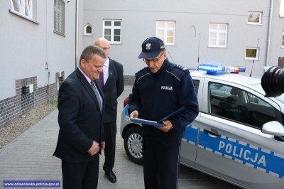 Nowe radiowozy dla policjantów z Milicza (ZDJĘCIA) - 2