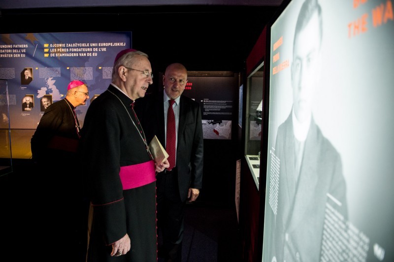 WATYKAN: Kardynał Kominek, nieznany ojciec Europy - Zdjęcia: Organizator wystawy